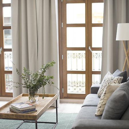 Apartamentos Core Suite Sevilla Ngoại thất bức ảnh