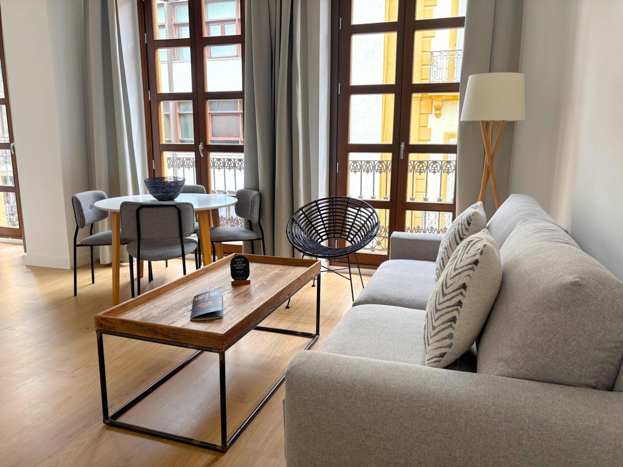 Apartamentos Core Suite Sevilla Ngoại thất bức ảnh