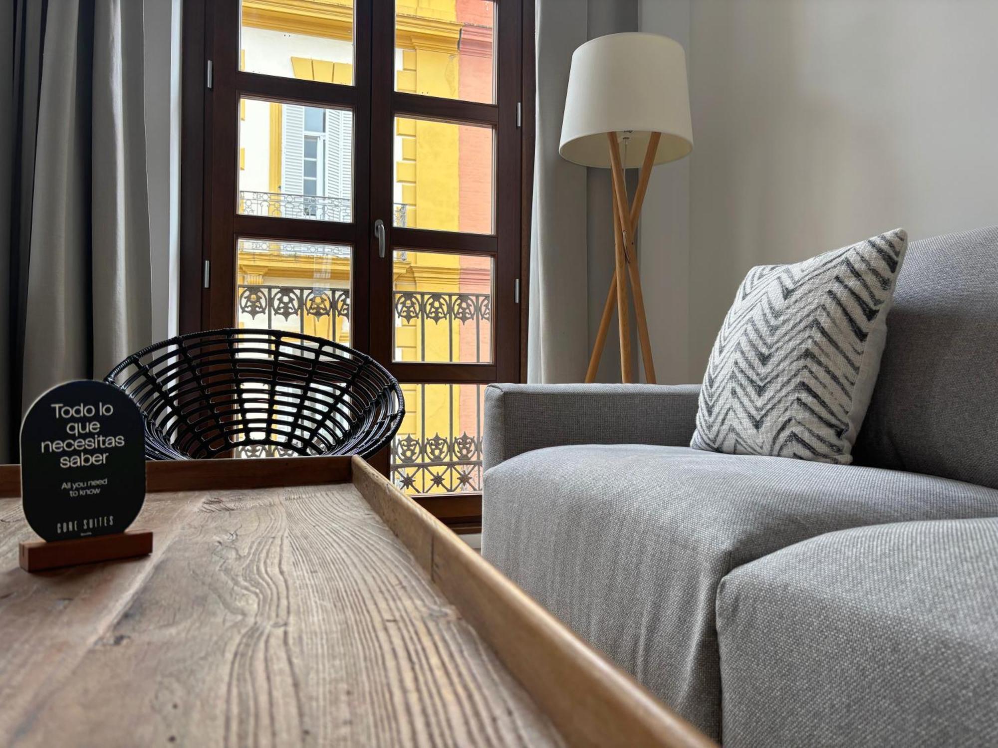 Apartamentos Core Suite Sevilla Ngoại thất bức ảnh