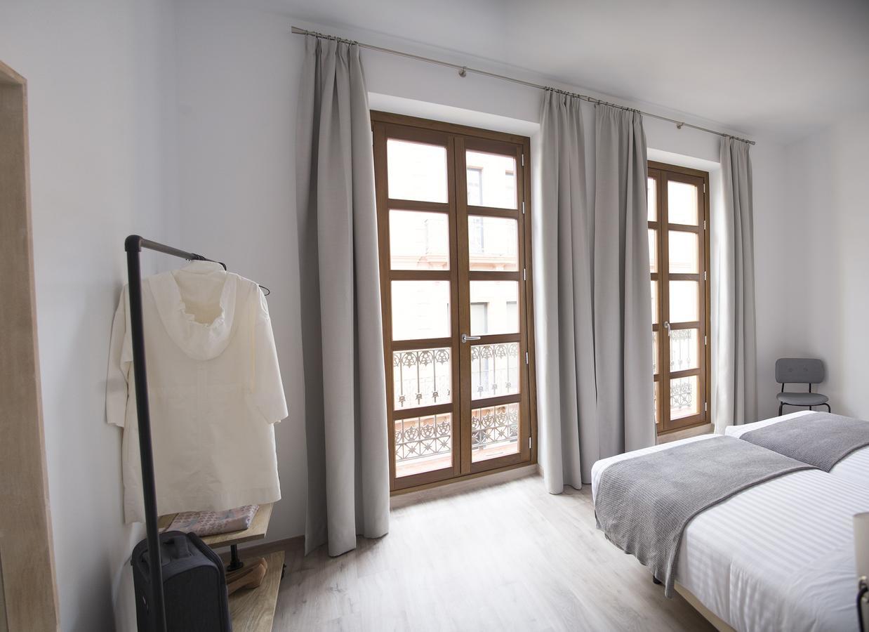 Apartamentos Core Suite Sevilla Ngoại thất bức ảnh